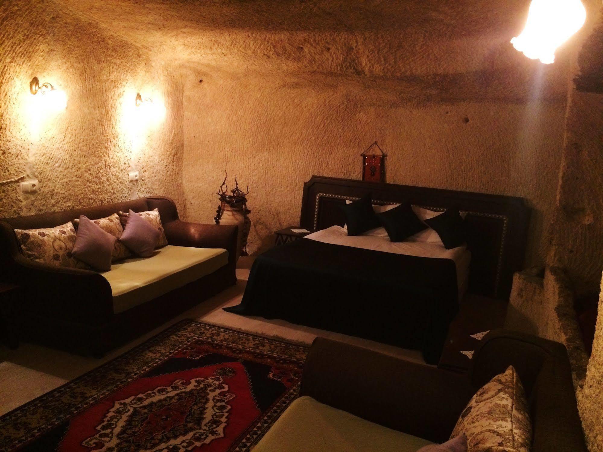 Cappadokiss Cave House Hotel Гьореме Екстериор снимка